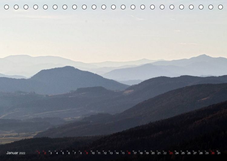 Produktbild: Nebelberge - Zauberhafte Bergwelten (Tischkalender 2022 DIN A5 quer)