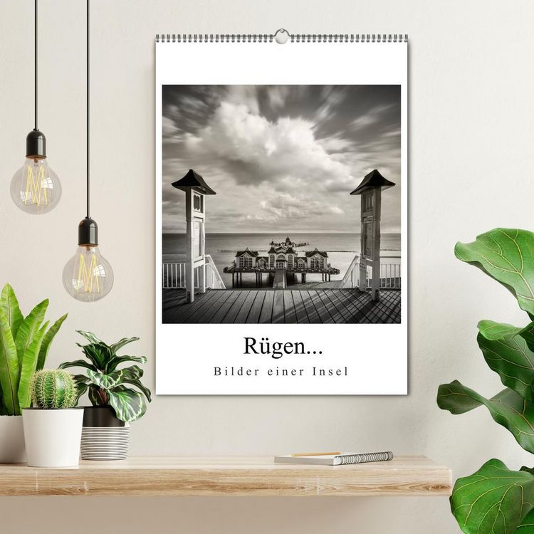 Produktbild: R&uuml;gen 2026... Bilder einer Insel (Wandkalender 2026 DIN A2 hoch), CALVENDO Monatskalender