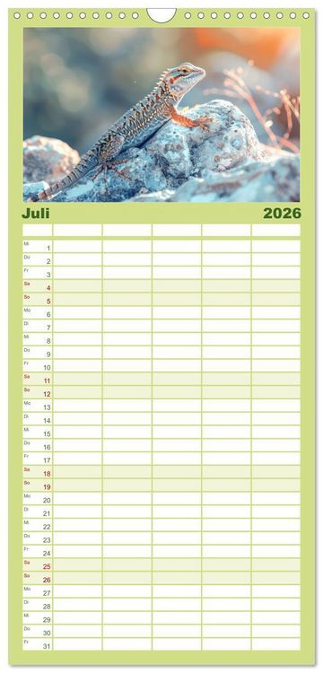 Produktbild: Familienplaner 2026 - Eine Welt entz&uuml;ckend kleiner Tierchen mit 5 Spalten (Wandkalender, 21 x 45 cm) CALVENDO