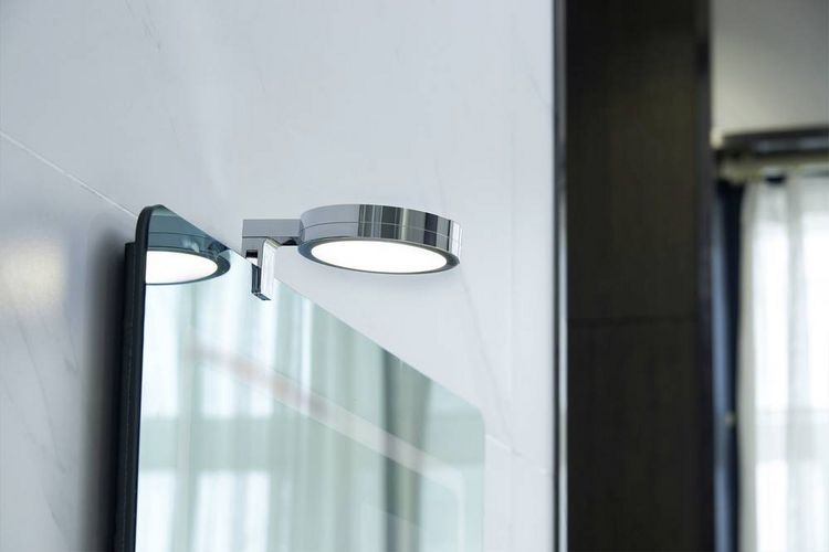 Produktbild: LightMe LM85632 LED-Spiegelleuchte LED GX53 6W Chrom
