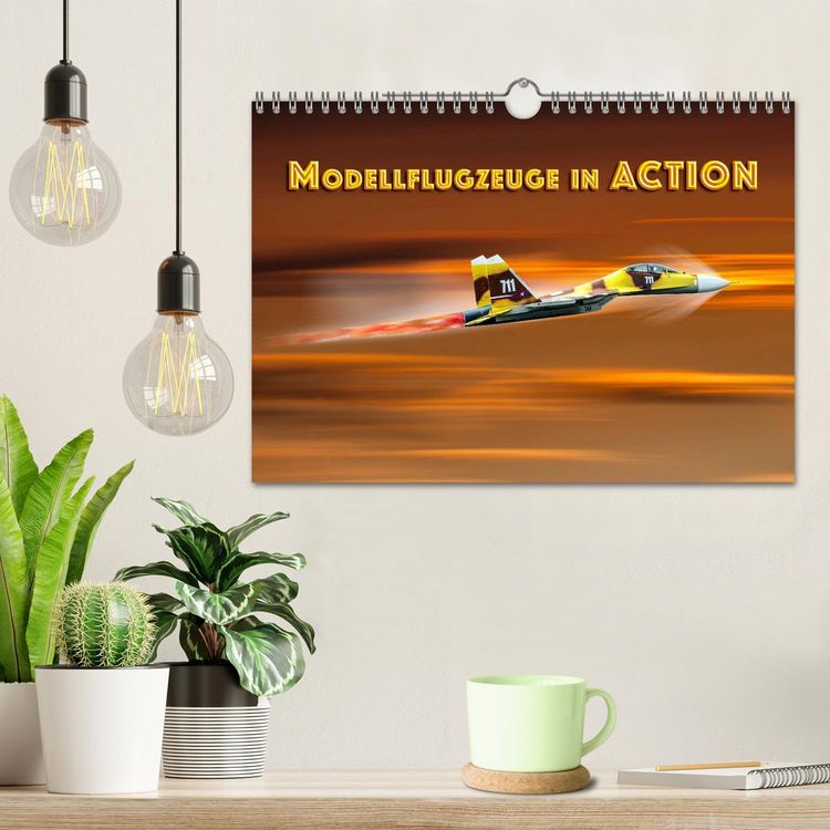 Produktbild: Modellflugzeuge in ACTION (Wandkalender 2026 DIN A4 quer), CALVENDO Monatskalender