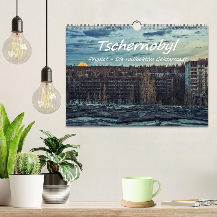 Produktbild: Tschernobyl - Prypjat - Die radioaktive Geisterstadt (Wandkalender 2026 DIN A4 quer), CALVENDO Monatskalender
