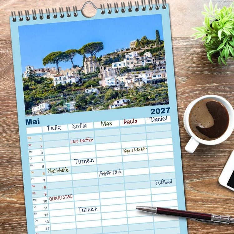 Produktbild: Familienplaner 2027 - Amalfi - Traumhafte K&uuml;ste zwischen Himmel und Meer mit 5 Spalten (Wandkalender, 21 x 45 cm) CALVENDO