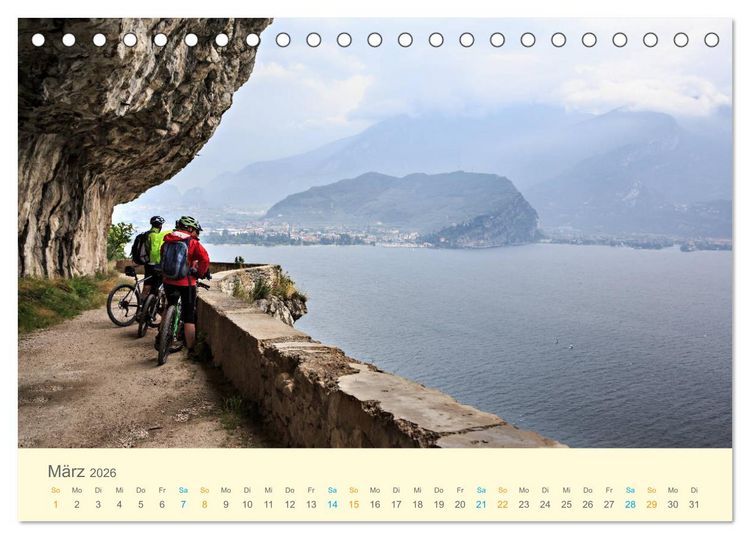 Produktbild: Wanderwege - zu Fu&szlig; in Europa (Tischkalender 2026 DIN A5 quer), CALVENDO Monatskalender