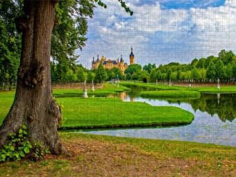 Produktbild: CALVENDO Puzzle Schlossgarten mit barockem Kreuzkanal | 1000 Teile Lege-Gr&ouml;&szlig;e 64x48cm Foto-Puzzle f&uuml;r gl&uuml;ckliche Stunden