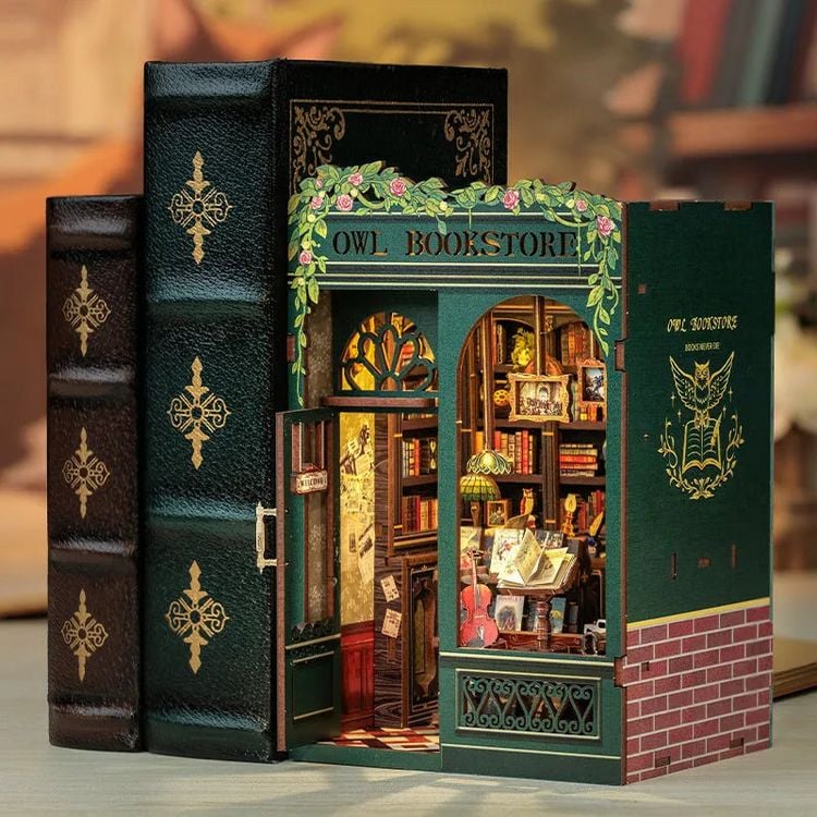Produktbild: Book Nook DIY B&uuml;cherecke Owl Bookstore