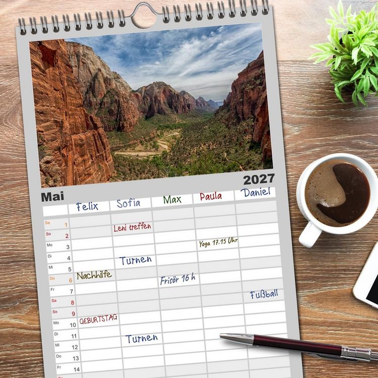 Produktbild: Familienplaner 2027 - USA Deluxe mit 5 Spalten (Wandkalender, 21 x 45 cm) CALVENDO