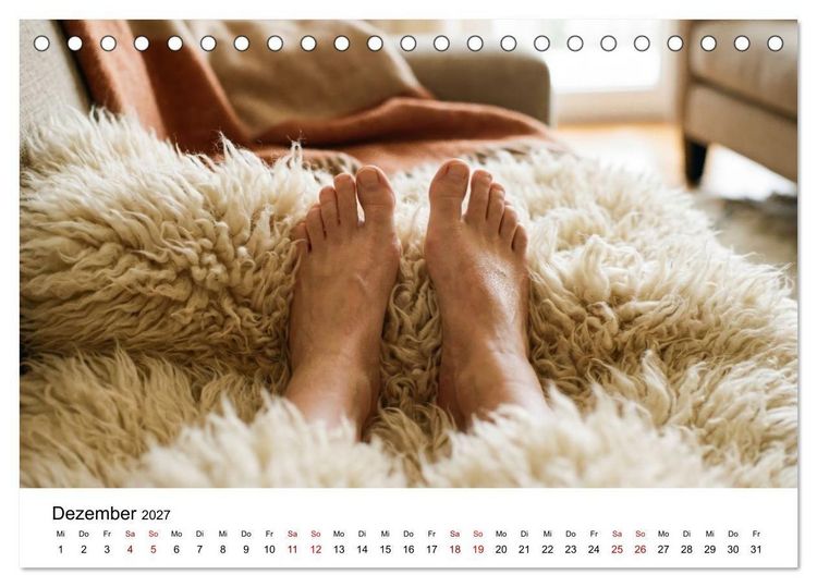 Produktbild: Unten Ohne - Barfu&szlig; durchs Jahr (Tischkalender 2027 DIN A5 quer), CALVENDO Monatskalender