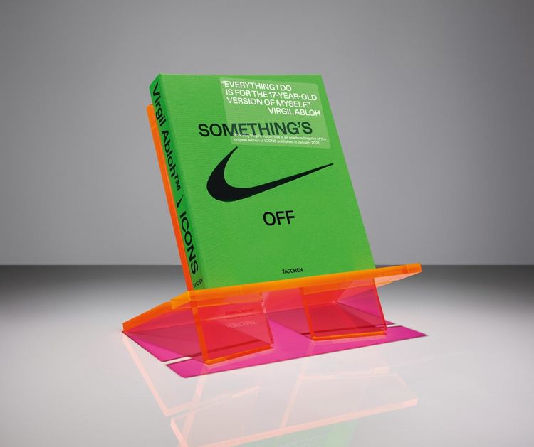 Produktbild: Bookstand. Large. Radiant Pink