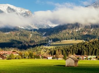 Produktbild: CALVENDO Puzzle Oberstdorf | 2000 Teile Lege-Gr&ouml;&szlig;e 90x67cm Foto-Puzzle f&uuml;r gl&uuml;ckliche Stunden