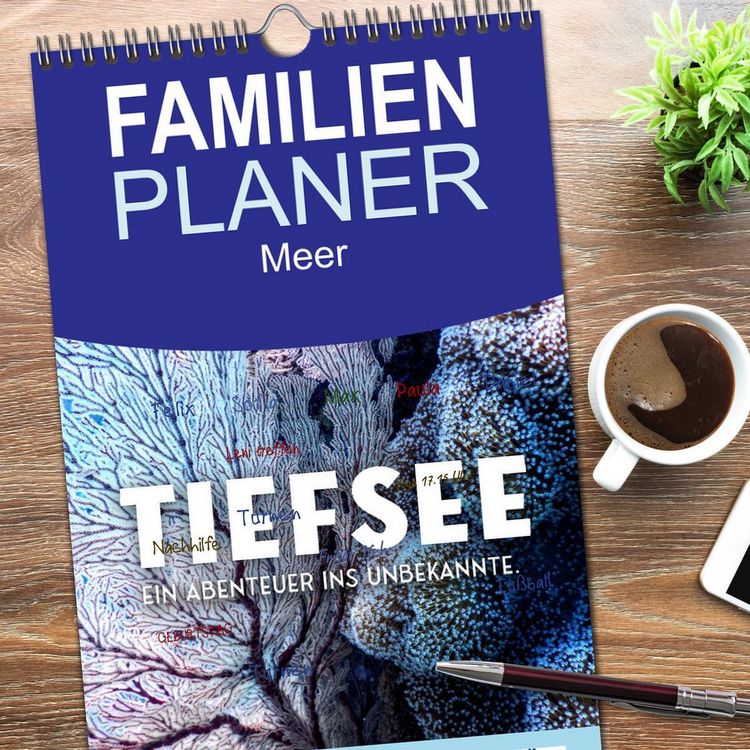 Produktbild: Familienplaner 2026 - Tiefsee - Ein Abenteuer ins Unbekannte. mit 5 Spalten (Wandkalender, 21 x 45 cm) CALVENDO