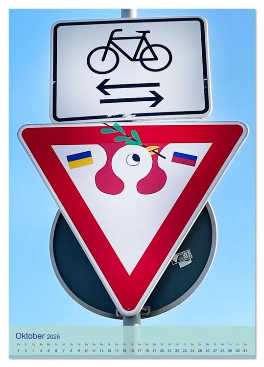 Produktbild: LUSTIGE VERKEHRSSCHILDER (Tischkalender 2026 DIN A5 hoch), CALVENDO Monatskalender