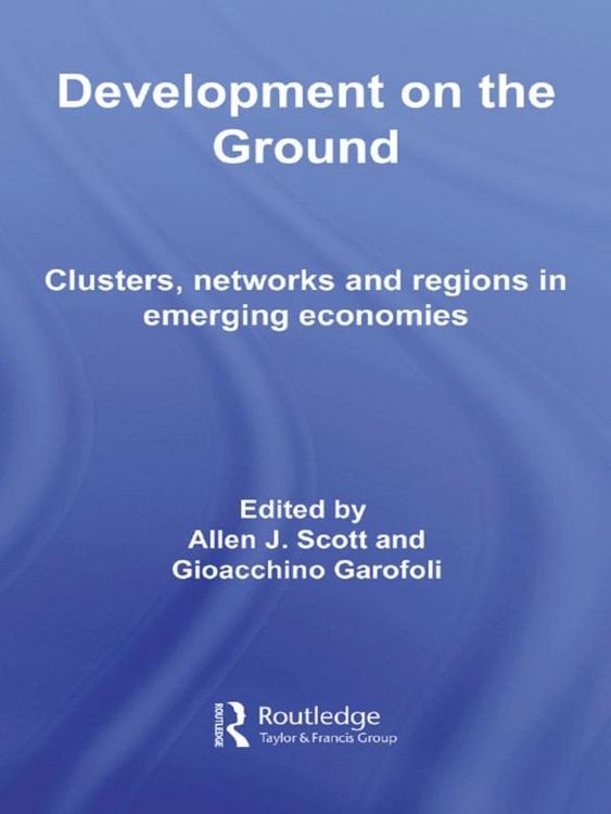 Produktbild: Development on the Ground