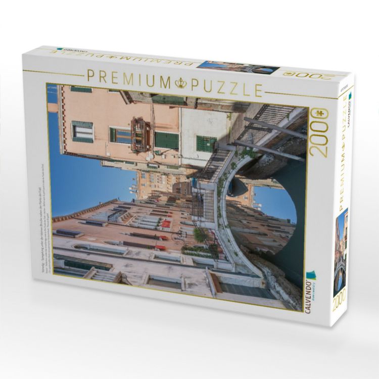 Produktbild: CALVENDO Puzzle Venedig - Spiegelung unter der kleinen Br&uuml;cke neben der Ponte dei Frati | 2000 Teile Lege-Gr&ouml;&szlig;e 90x67cm Foto-Puzzle f&uuml;r gl&uuml;ckliche Stunden