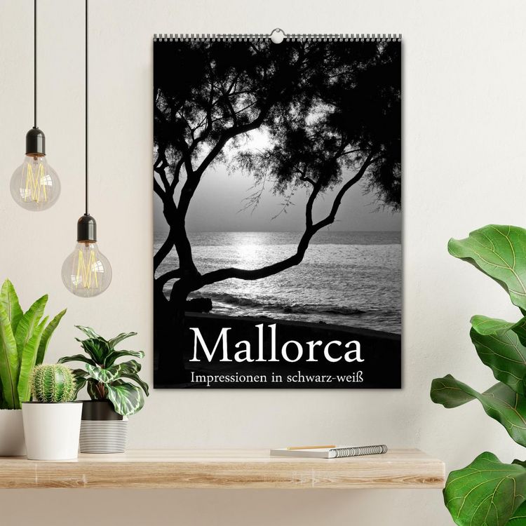Produktbild: Mallorca Impressionen in schwarz-wei&szlig; (Wandkalender 2026 DIN A2 hoch), CALVENDO Monatskalender