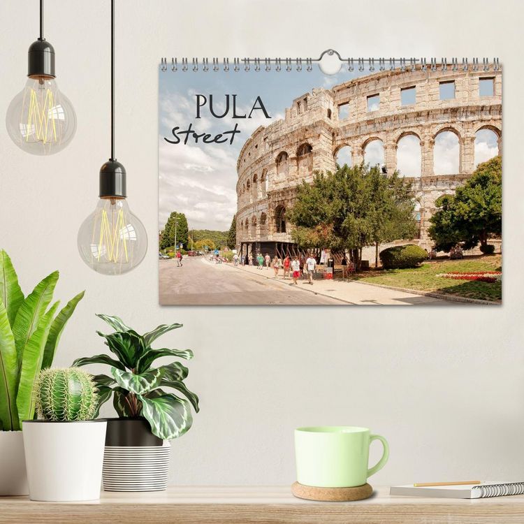 Produktbild: Pula Street (Wandkalender 2026 DIN A4 quer), CALVENDO Monatskalender