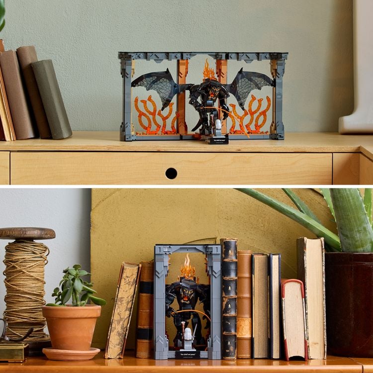 Produktbild: LEGO Icons 10367 Der Herr der Ringe: Balrog B&uuml;cherst&uuml;tze, Dekoration