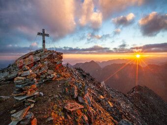 Produktbild: CALVENDO Puzzle Sonnenaufgang in den Hohen Tauern | 1000 Teile Lege-Gr&ouml;&szlig;e 64x48cm Foto-Puzzle f&uuml;r gl&uuml;ckliche Stunden