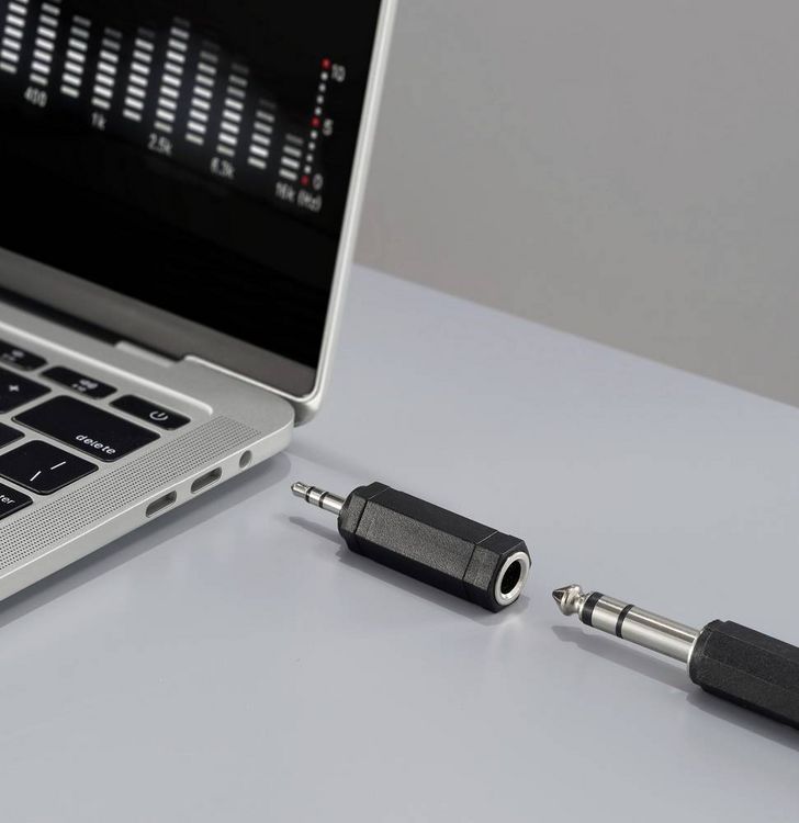 Produktbild: SpeaKa Professional SP-13808968 Klinke Audio Adapter [1x Klinkenstecker 3.5 mm - 1x Klinkenbuchse 6.35 mm] Schwarz
