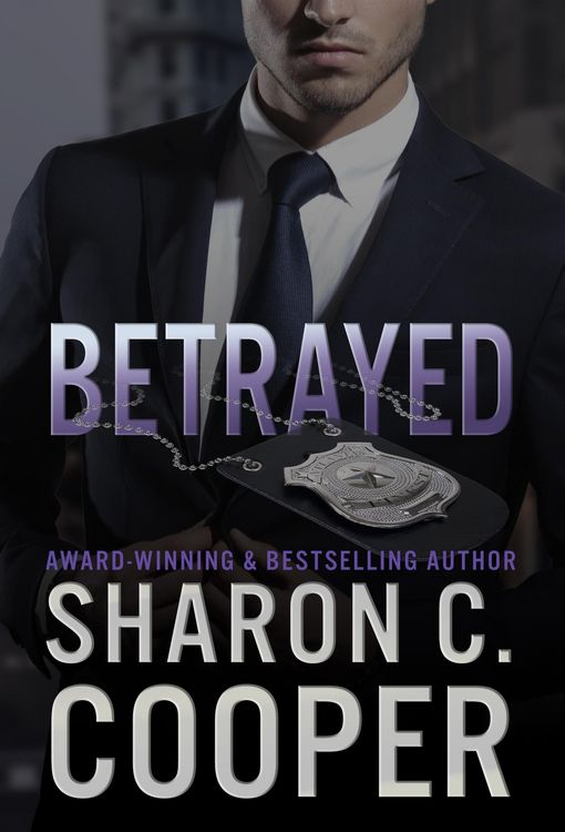 Produktbild: Betrayed (Atlanta's Finest Series, #4)