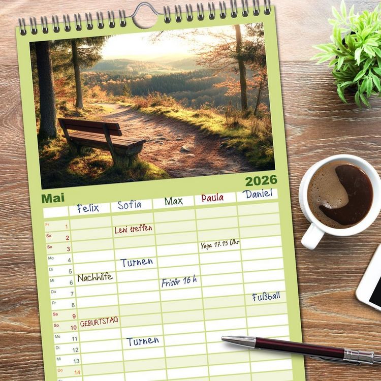 Produktbild: Familienplaner 2026 - Wandergl&uuml;ck - Momente der Freiheit in der Natur mit 5 Spalten (Wandkalender, 21 x 45 cm) CALVENDO