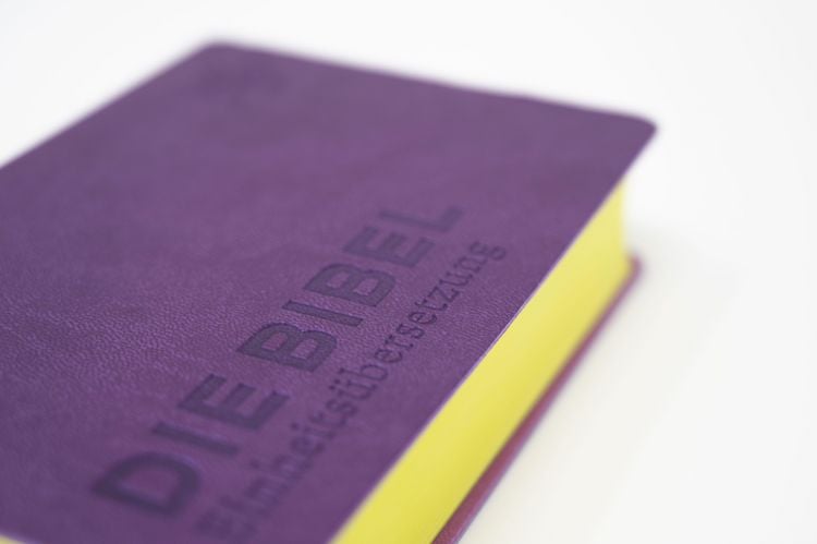 Produktbild: Die Bibel. Senfkorn, Handschmeichler lila
