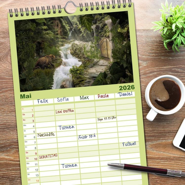 Produktbild: Familienplaner 2026 - Waldgeheimnisse mit 5 Spalten (Wandkalender, 21 x 45 cm) CALVENDO