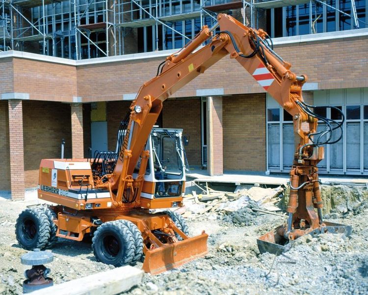 Produktbild: Liebherr - Die Erfolgsgeschichte der Hydraulikbagger Band 1: Standard- und Gro&szlig;bagger