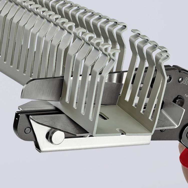 Produktbild: Knipex 95 02 21 Kunststoffschere Geeignet f&uuml;r (Abisoliertechnik) Kabelkan&auml;le 4mm