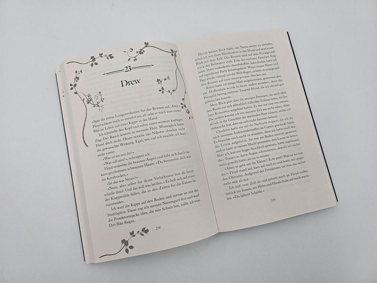 Produktbild: Rosefield Academy of Arts &ndash; The Promises We Make