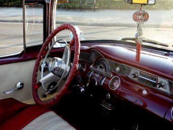 Produktbild: CALVENDO Puzzle Ein Motiv aus dem Kalender "Auto-Legenden PONTIAC" | 1000 Teile Lege-Gr&ouml;&szlig;e 64x48cm Foto-Puzzle f&uuml;r gl&uuml;ckliche Stunden