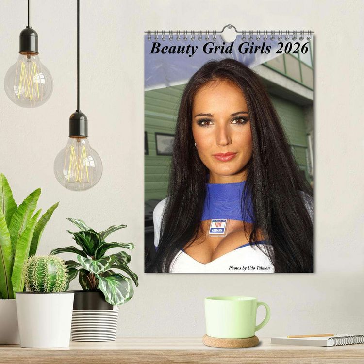 Produktbild: Beauty Grid Girls 2026 (Wandkalender 2026 DIN A4 hoch), CALVENDO Monatskalender