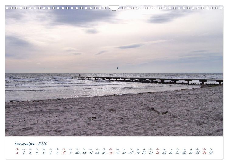 Produktbild: Seebr&uuml;cken an der Ostsee - Aufs Meer laufen und die frische Ostseebrise genie&szlig;en (Wandkalender 2026 DIN A3 quer), CALVENDO Monatskalender