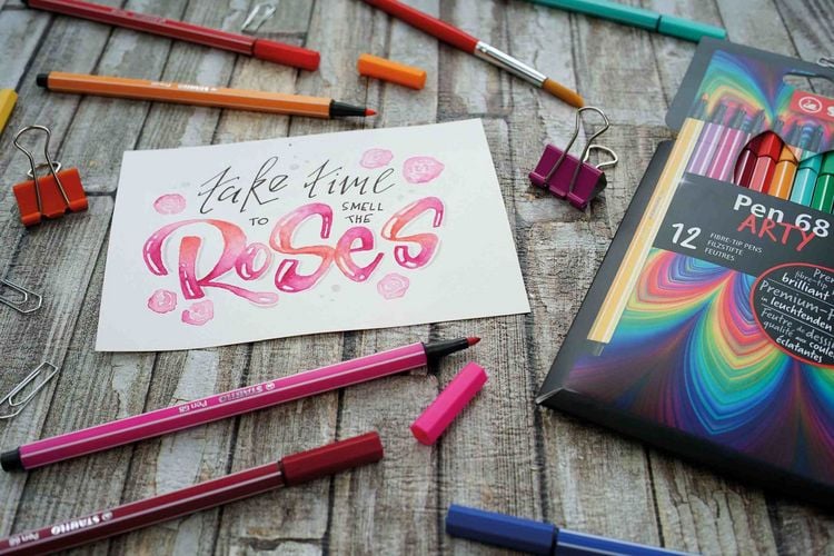 Produktbild: STABILO Premium-Filzstift -   Pen 68 - ARTY - 12er Pack mit H&auml;ngelasche - mit 12 verschiedenen Farben