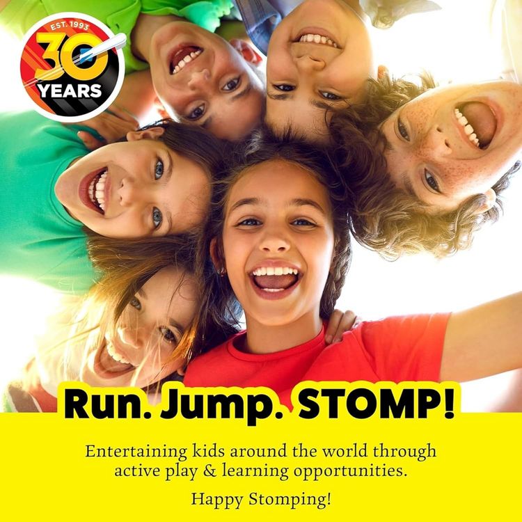 Produktbild: Stomp Rocket 365041 - Jr. Rocket Set, 8 Fun Foam Rockets, Raketen-Spiel