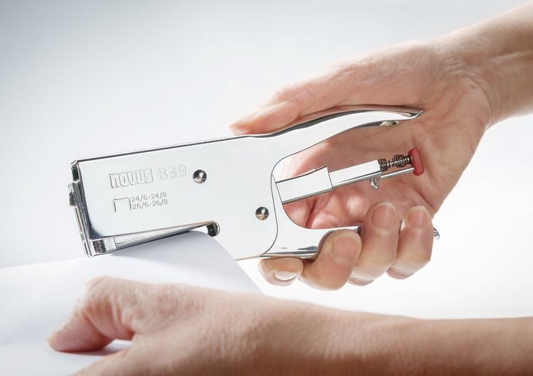 Produktbild: NOVUS Heftzange B 39 chrom, bis 50 Blatt