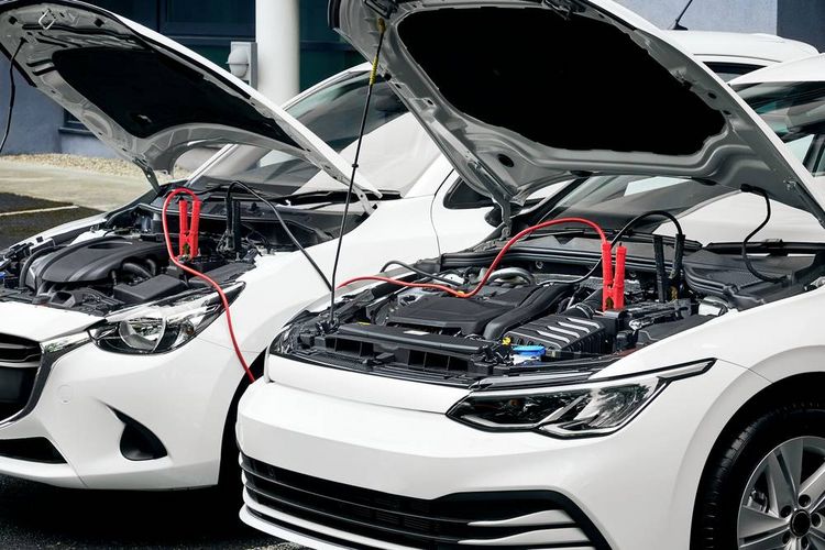 Produktbild: Osram Automotive BATTERYstart STARTER CABLE 300A Starthilfekabel 16 mm&sup2; Aluminium (kupferbeschichtet) 3 m mit Kunststoffzangen