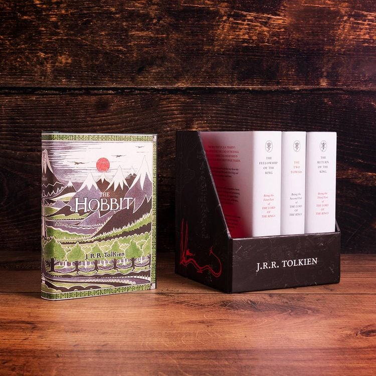 The Hobbit & The Lord of the Rings Gift Set: A Middle-earth Treasury