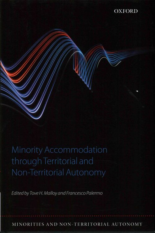 Produktbild: Minority Accommodation Through Territorial and Non-Territorial Autonomy