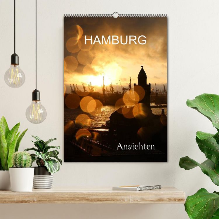 Produktbild: HAMBURG - Ansichten (Wandkalender 2026 DIN A2 hoch), CALVENDO Monatskalender