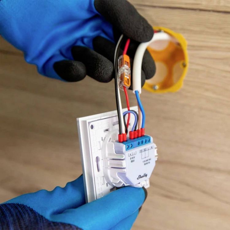 Produktbild: Shelly Plus 0-10V Dimmer Dimmaktor Bluetooth, Wi-Fi