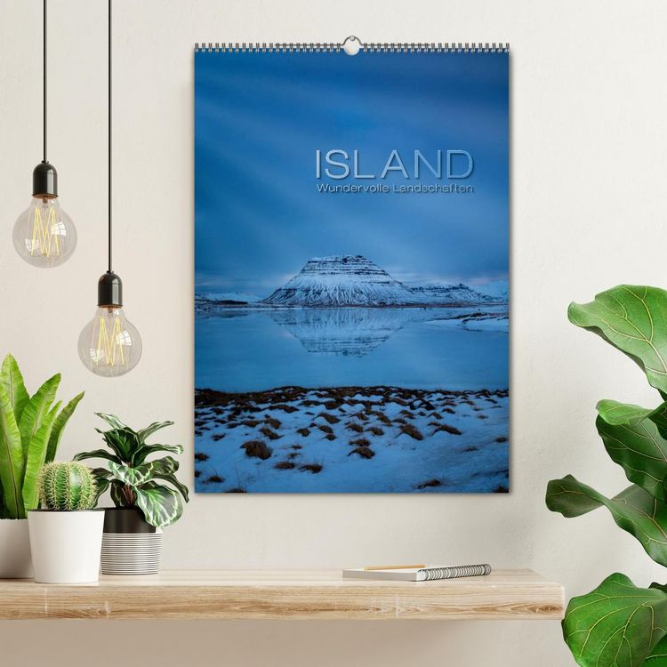Produktbild: Island - Wundervolle Landschaften (Wandkalender 2026 DIN A2 hoch), CALVENDO Monatskalender