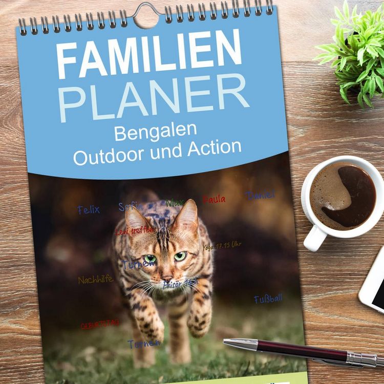 Produktbild: Familienplaner 2026 - Bengalen Outdoor und Action mit 5 Spalten (Wandkalender, 21 x 45 cm) CALVENDO