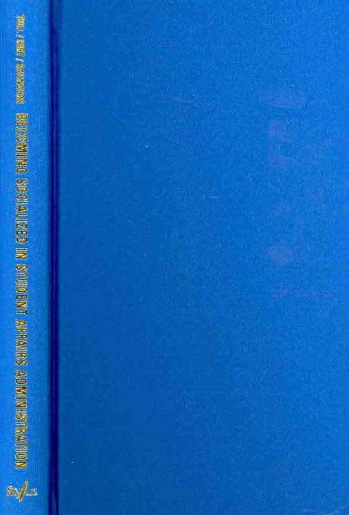 Produktbild: Becoming Socialized in Student
