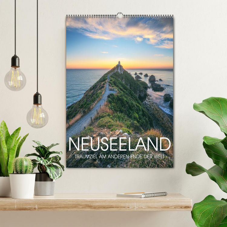 Produktbild: NEUSEELAND - TRAUMZIEL AM ANDEREN ENDE DER WELT (Wandkalender 2026 DIN A2 hoch), CALVENDO Monatskalender