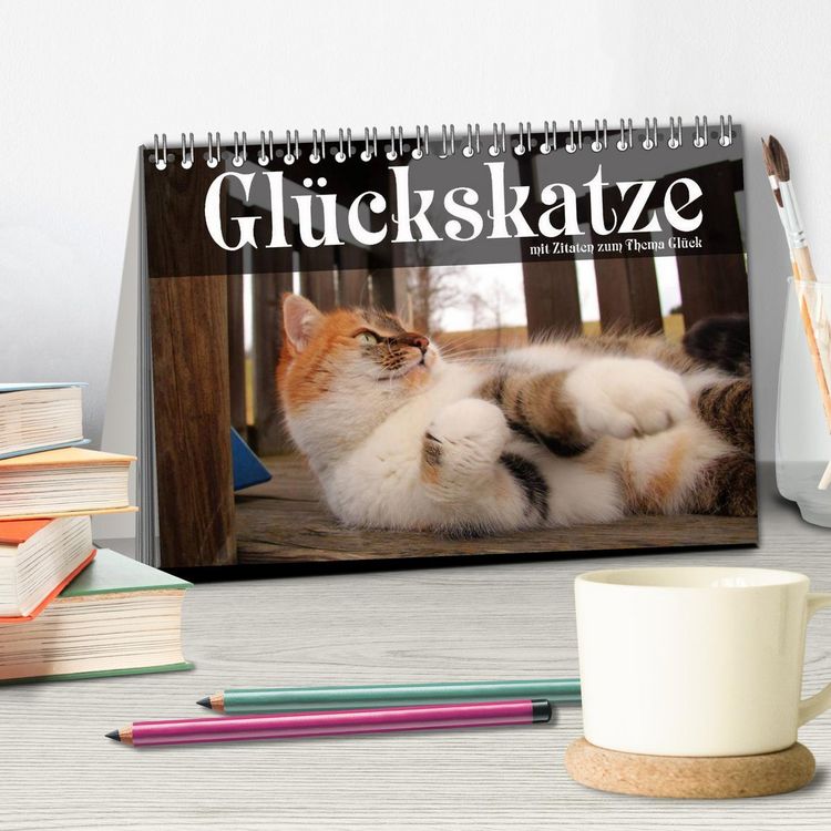 Produktbild: Gl&uuml;ckskatze - Mit Zitaten zum Thema Gl&uuml;ck (Tischkalender 2026 DIN A5 quer), CALVENDO Monatskalender