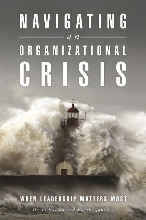 Produktbild: Navigating an Organizational Crisis