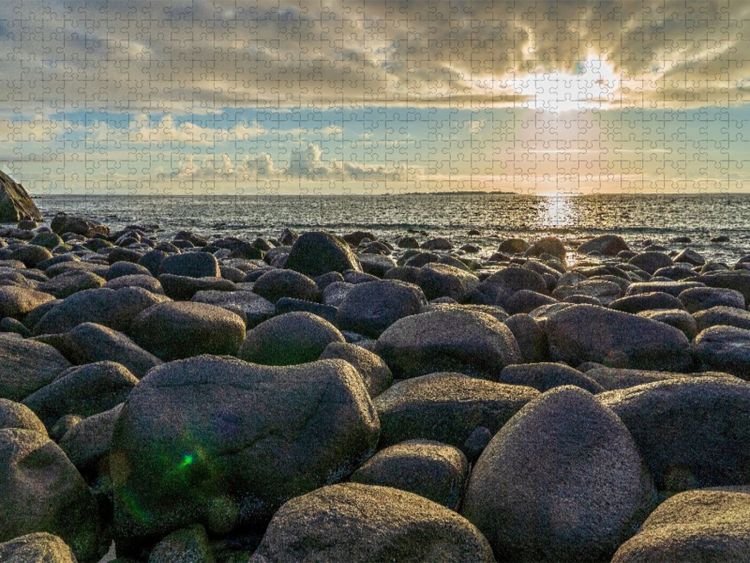 Produktbild: CALVENDO Puzzle Uttakleiv Strand am Abend, Lofoten | 1000 Teile Lege-Gr&ouml;&szlig;e 64x48cm Foto-Puzzle f&uuml;r gl&uuml;ckliche Stunden