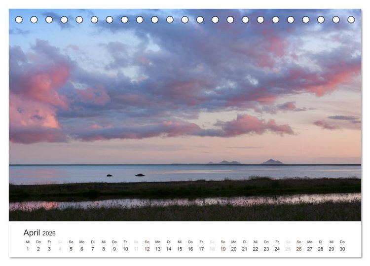 Produktbild: ISLAND 63&deg; - 66&deg; N / 13&deg; - 25&deg; W (Tischkalender 2026 DIN A5 quer), CALVENDO Monatskalender