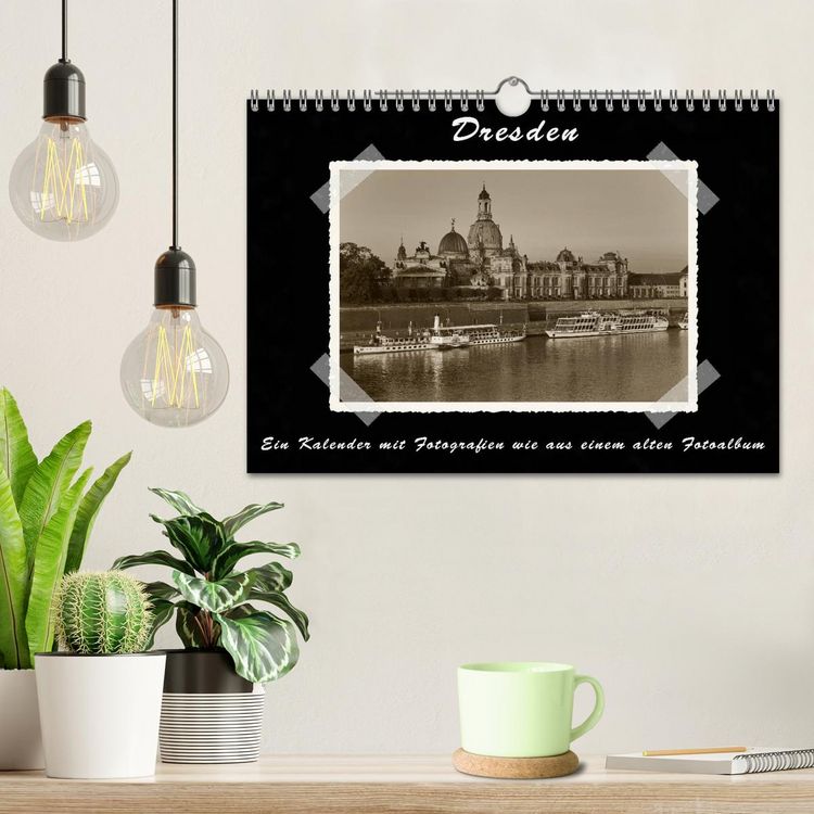 Produktbild: Dresden - Ein Kalender mit Fotografien wie aus einem alten Fotoalbum (Wandkalender 2026 DIN A4 quer), CALVENDO Monatskalender